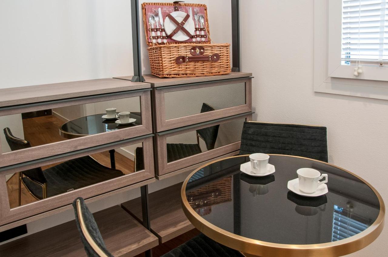 Ca' Squero911 Luxury Rooms チェゼナーティコ エクステリア 写真